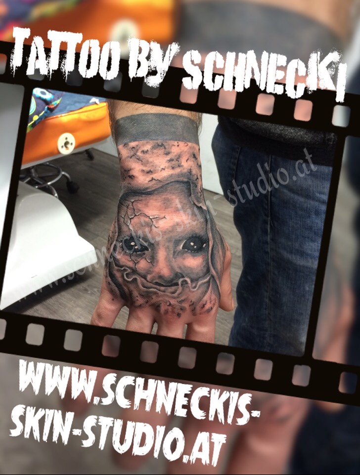 Black & Grey Tattoo aus Steyr – Schneckis Skin Studio